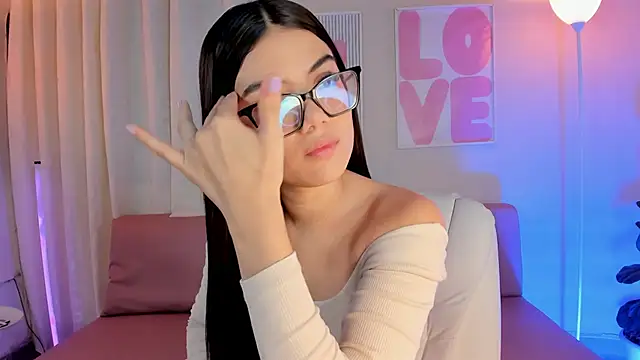 MarianaaDooll online show from April 2026 12:30:01 PM