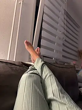 xeniaHamburgh online show from October 2025 06:08:02 PM