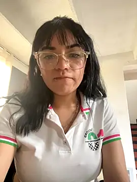 Snapshot of angie_rousse_ chatting on October 2025 07:34:01 PM angie rousse online show from October 2025 07:34:01 PM