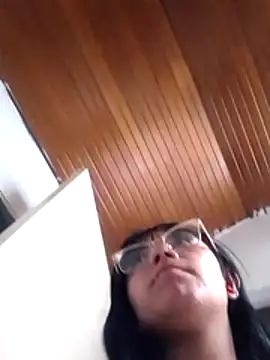 Snapshot of angie_rousse_ chatting on October 2025 01:04:02 PM angie rousse online show from October 2025 01:04:02 PM