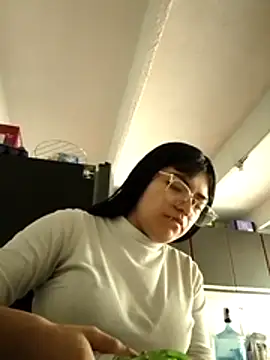 Snapshot of angie_rousse_ chatting on October 2025 01:24:02 PM angie rousse online show from October 2025 01:24:02 PM