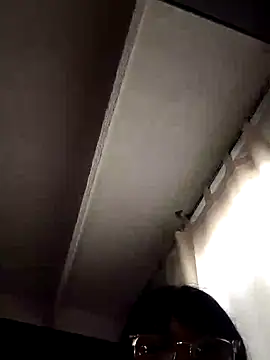 Snapshot of angie_rousse_ chatting on November 2025 01:43:02 PM angie rousse online show from November 2025 01:43:02 PM