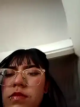 Snapshot of angie_rousse_ chatting on November 2025 01:22:04 PM angie rousse online show from November 2025 01:22:04 PM