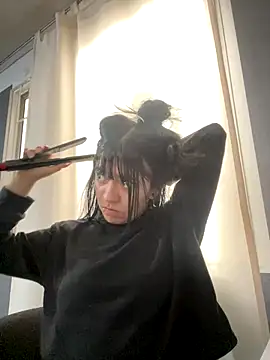 Snapshot of angie_rousse_ chatting on November 2025 12:37:01 PM angie rousse online show from November 2025 12:37:01 PM