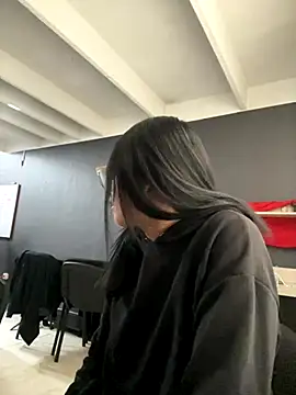 Snapshot of angie_rousse_ chatting on November 2025 01:06:01 PM angie rousse online show from November 2025 01:06:01 PM