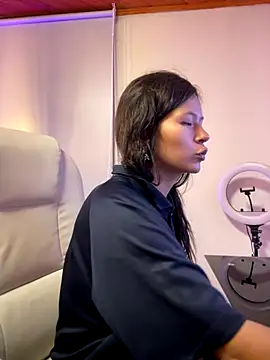 Ninfa pink online show from November 2025 09:13:02 PM