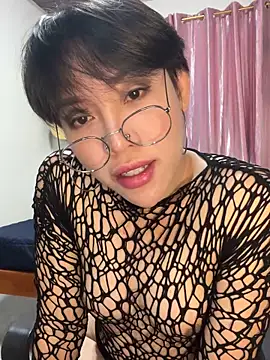 Keyka15 online show from February 2026 03:50:02 PM