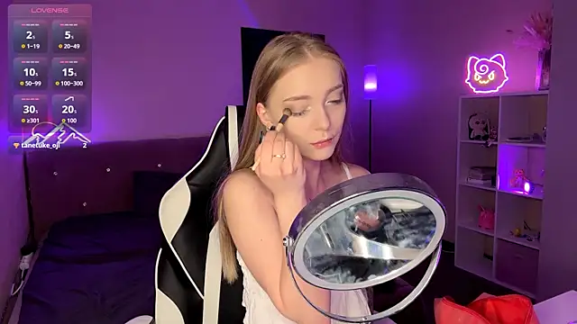 EvaPeace online show from April 2026 01:27:02 PM