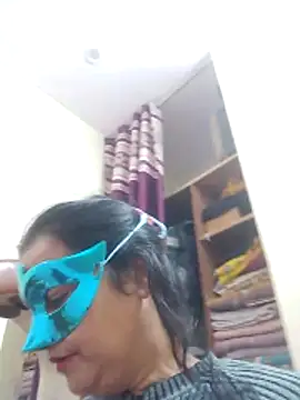 Snapshot of Honey-26 chatting on December 2025 01:48:01 PM Honey-26 online show from December 2025 01:48:01 PM