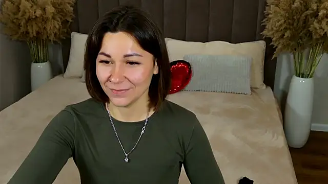 EdenSolis online show from November 2025 09:08:01 AM