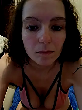 Snapshot of labellerose chatting on February 2026 06:11:02 PM labellerose online show from February 2026 06:11:02 PM