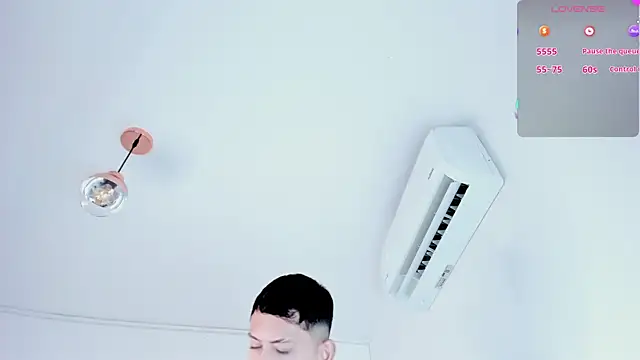 Snapshot of Iam_criss09 chatting on November 2025 01:00:01 PM Iam criss09 online show from November 2025 01:00:01 PM