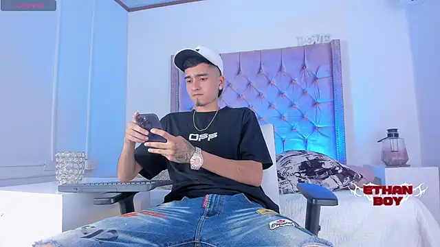 Ethan Boy  online show from November 2025 09:29:02 PM