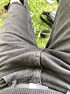 Jacovo2002 online show from October 2025 06:20:01 PM