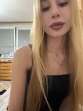 Snapshot of JudithCarly chatting on December 2025 09:32:01 PM JudithCarly online show from December 2025 09:32:01 PM