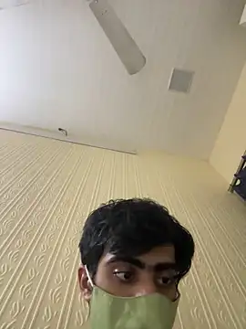 Snapshot of rajgujrahu chatting on October 2025 05:53:01 PM rajgujrahu online show from October 2025 05:53:01 PM