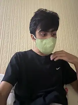 Snapshot of rajgujrahu chatting on October 2025 06:43:01 PM rajgujrahu online show from October 2025 06:43:01 PM