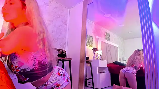 Sophie teller online show from October 2025 04:12:01 AM