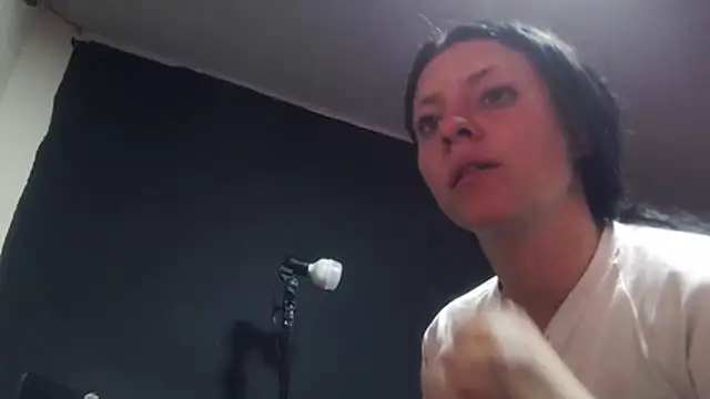 Snapshot of Liastark chatting on March 2026 07:42:01 PM Liastark online show from March 2026 07:42:01 PM