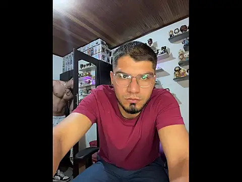 mirallesandbig online show from December 2025 08:57:02 PM