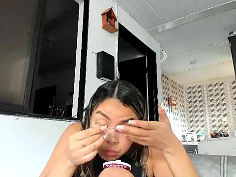 sarita-moree online show from April 2026 02:02:02 PM