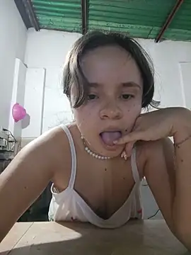 Snapshot of SweetRabbit29 chatting on May 2026 06:21:03 AM SweetRabbit29 online show from May 2026 06:21:03 AM