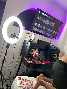 AnyRUSSO online show from February 2026 04:09:01 AM