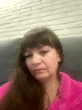 Butterfly8385 online show from November 2025 12:09:01 AM