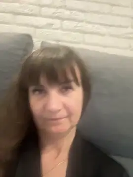 Butterfly8385 online show from November 2025 06:41:02 PM