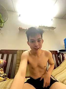 Snapshot of azn_typhoon00 chatting on October 2025 04:04:02 AM azn typhoon00 online show from October 2025 04:04:02 AM