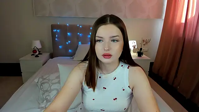 Maria Reiiden online show from November 2025 07:55:02 AM