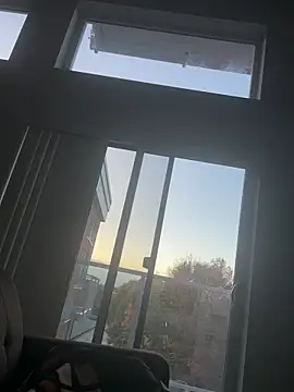 Snapshot of Pikachucums4u chatting on November 2025 02:50:01 PM Pikachucums4u online show from November 2025 02:50:01 PM