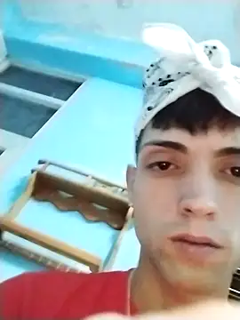 Snapshot of Laikerxxx chatting on November 2025 01:40:02 AM Laikerxxx online show from November 2025 01:40:02 AM