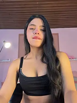 Snapshot of LunaMoore_Pink chatting on July 2026 12:21:02 PM LunaMoore Pink online show from July 2026 12:21:02 PM