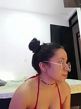 Snapshot of chiarafus0 chatting on November 2025 09:16:02 PM chiarafus0 online show from November 2025 09:16:02 PM