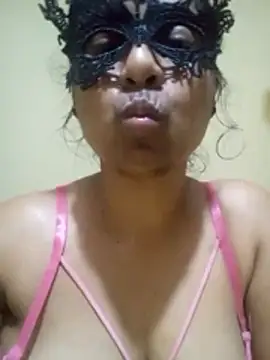 Snapshot of Expose_Queen chatting on January 2026 06:24:01 PM Expose Queen online show from January 2026 06:24:01 PM