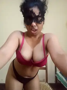 Snapshot of Expose_Queen chatting on February 2026 05:24:01 AM Expose Queen online show from February 2026 05:24:01 AM