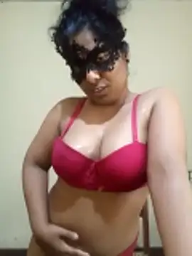 Snapshot of Expose_Queen chatting on February 2026 11:20:02 AM Expose Queen online show from February 2026 11:20:02 AM