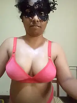 Snapshot of Expose_Queen chatting on March 2026 11:12:01 AM Expose Queen online show from March 2026 11:12:01 AM