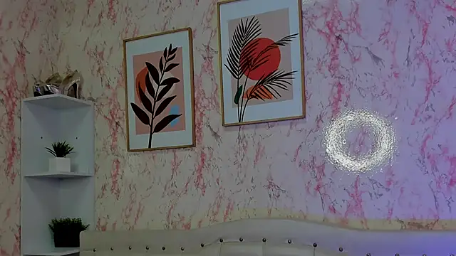 Snapshot of GabbiePrice chatting on November 2025 02:29:01 PM GabbiePrice online show from November 2025 02:29:01 PM