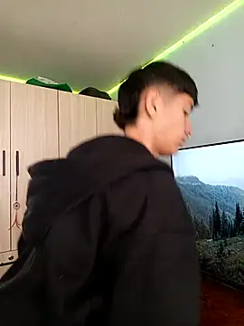 heyy noah11 online show from October 2025 06:30:02 PM