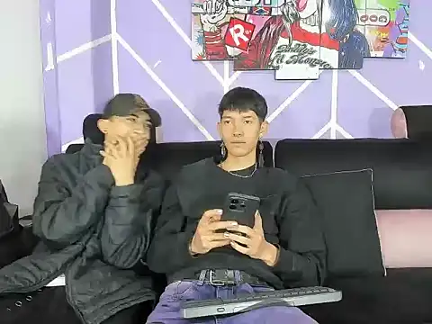 heyy noah11 online show from April 2026 01:22:01 PM