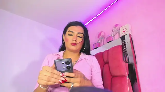 Snapshot of BiancaValentinna chatting on July 2026 08:08:02 PM BiancaValentinna online show from July 2026 08:08:02 PM