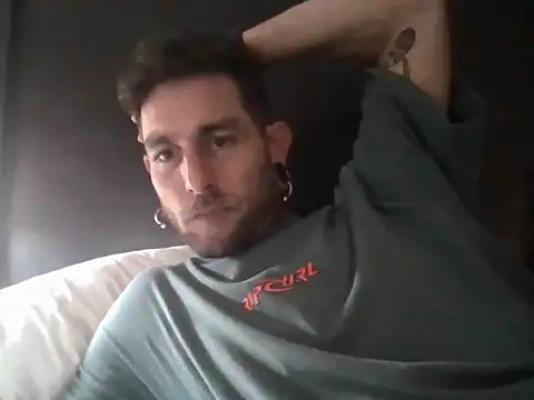 Snapshot of sageden chatting on October 2025 02:22:02 AM sageden online show from October 2025 02:22:02 AM