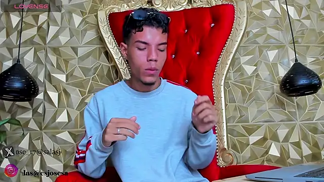 jhojan foxxx  online show from November 2025 08:29:01 PM