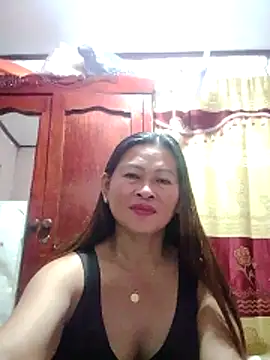 Snapshot of merr_ann123 chatting on December 2025 03:32:02 PM merr ann123 online show from December 2025 03:32:02 PM