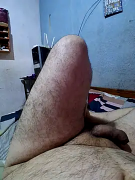 Snapshot of latinooso chatting on October 2025 06:35:02 AM latinooso online show from October 2025 06:35:02 AM