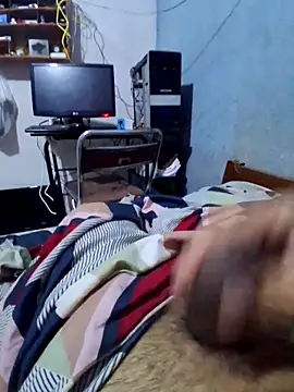 Snapshot of latinooso chatting on November 2025 07:46:02 AM latinooso online show from November 2025 07:46:02 AM