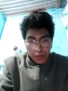 Snapshot of Rizz_Latino chatting on October 2025 07:40:02 AM Rizz Latino online show from October 2025 07:40:02 AM