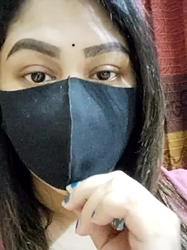 Tanha18 online show from October 2025 01:00:02 PM